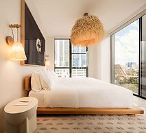 Flow Fort Lauderdale Hotel