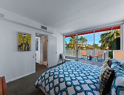 The Twist Palm Springs