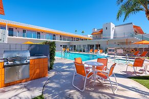 The Twist Palm Springs