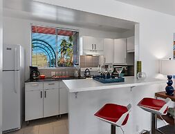 The Twist Palm Springs