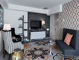 The Twist Palm Springs