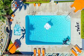 The Twist Palm Springs