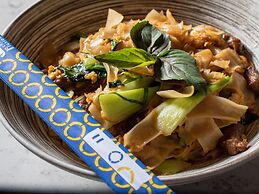 The Twist Palm Springs