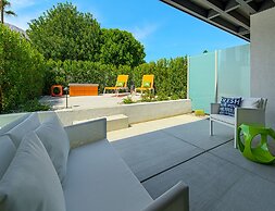 The Twist Palm Springs