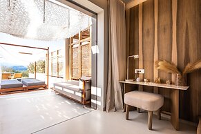 Avgoustos Suites - Adults only