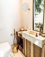 Avgoustos Suites - Adults only