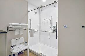 Fairfield Inn & Suites by Marriott Cincinnati North