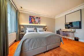 Villa Boutique 115 by INA