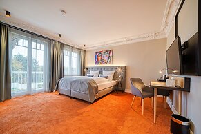 Villa Boutique 115 by INA