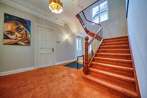 Villa Boutique 115 by INA