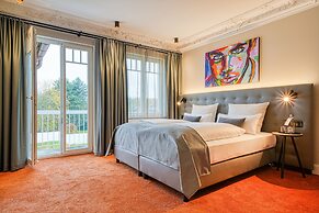 Villa Boutique 115 by INA