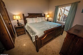 Hol Chan Reef Resort & Villas