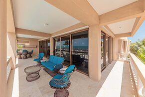 Hol Chan Reef Resort & Villas