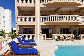 Hol Chan Reef Resort & Villas