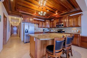 Hol Chan Reef Resort & Villas