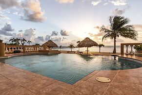 Hol Chan Reef Resort & Villas