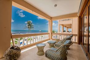 Hol Chan Reef Resort & Villas