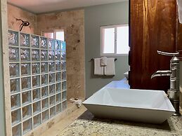 Hol Chan Reef Resort & Villas