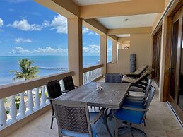 Hol Chan Reef Resort & Villas