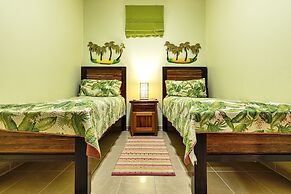 Hol Chan Reef Resort & Villas