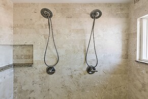 Hol Chan Reef Resort & Villas