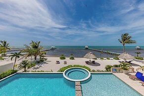 Hol Chan Reef Resort & Villas