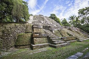 Hol Chan Reef Resort & Villas