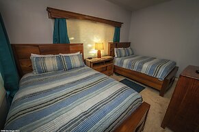 Hol Chan Reef Resort & Villas