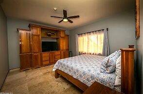 Hol Chan Reef Resort & Villas