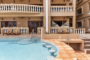 Hol Chan Reef Resort & Villas