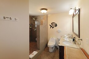 Hol Chan Reef Resort & Villas