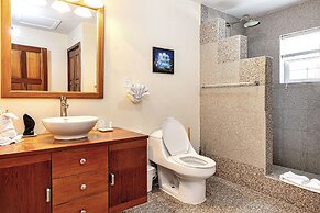 Hol Chan Reef Resort & Villas