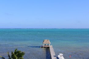 Hol Chan Reef Resort & Villas