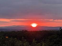 Rustic Log Cabin - Dog Friendly - Sleeps 2 - Views