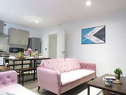 Tudors eSuites 4 Bedroom House