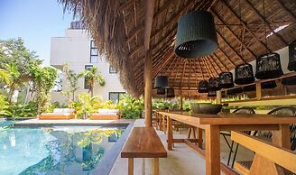 Apartment with Private Hot Tub in Tulum