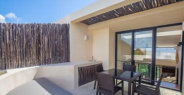 Apartment with Private Hot Tub in Tulum