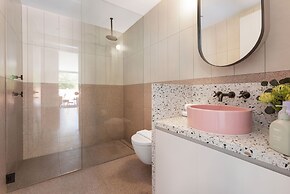 The 249 Apartments by Urban Rest