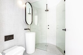 The 249 Apartments by Urban Rest