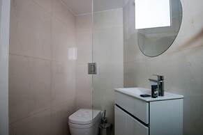 Phaedrus Living Onyx Flat Lighthouse 48