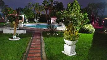 Inviting 14-bed Villa in Toro Valle del Cauca