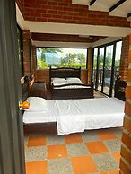Inviting 14-bed Villa in Toro Valle del Cauca