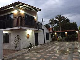 Inviting 14-bed Villa in Toro Valle del Cauca