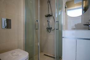 PhaedrusLiving Emerald Flat Lighthouse48