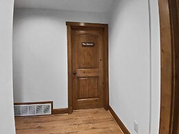 Stargazer 115 3 Bedroom Townhouse by RedAwning