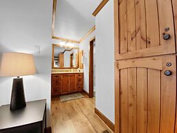 Stargazer 115 3 Bedroom Townhouse by RedAwning