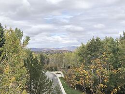 Stargazer 115 3 Bedroom Townhouse by RedAwning