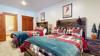 Timbers #10 4 Bedrooms Townhouse by RedAwning