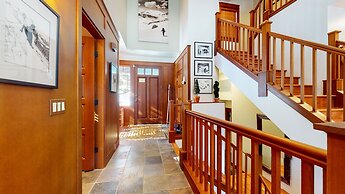 Timbers #10 4 Bedrooms Townhouse by RedAwning