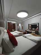 Adalı Hotel & Suites